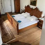 Bed & Breakfast Gutshaus - Gut *
