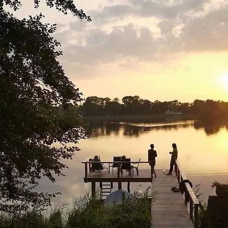 Gutshaus - Gut Bed and Breakfast *