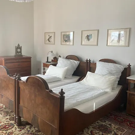 Bed and Breakfast Gutshaus - Gut Wittmoldt