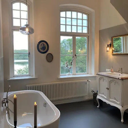 Bed & Breakfast Gutshaus - Gut Wittmoldt